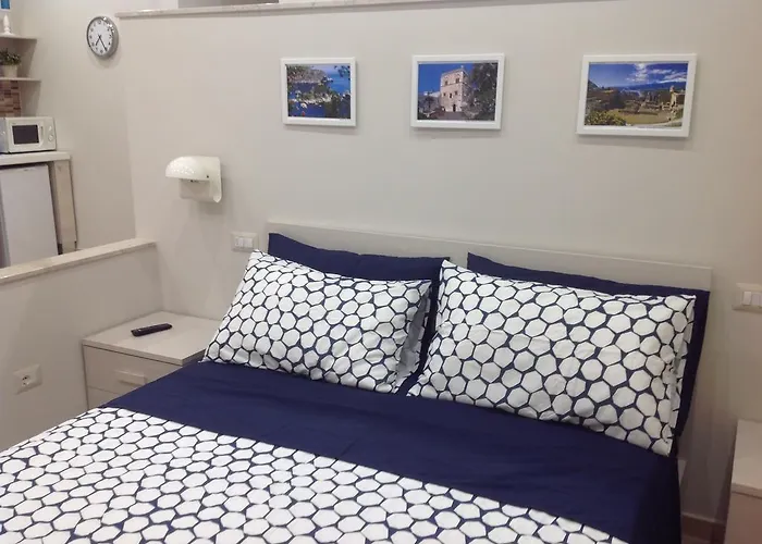 Apartment Casa Lucrezia Giardini Naxos